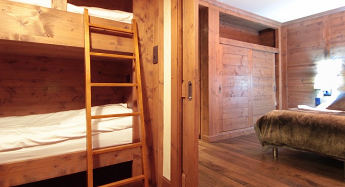 Hotel Les Champs Fleuris, Morzine ski chalet, image 6